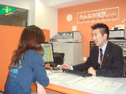 みんなの保険プラザ　町田POPビル店写真1